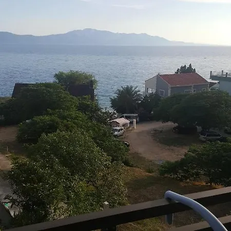 Πανσιόν Lidus 3*
