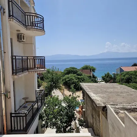 Πανσιόν Lidus 3*