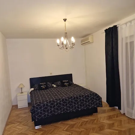 Guest house Lidus 3*