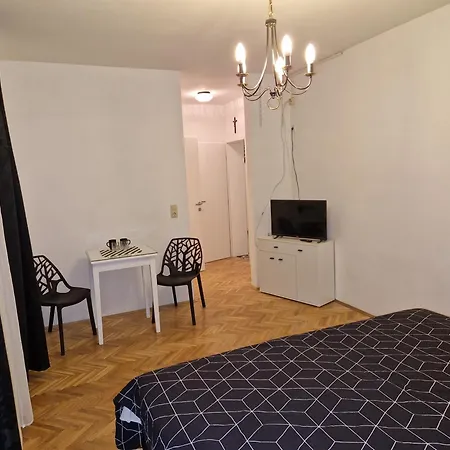 Guest house Lidus Brist