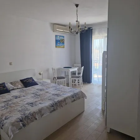 Πανσιόν Lidus 3*