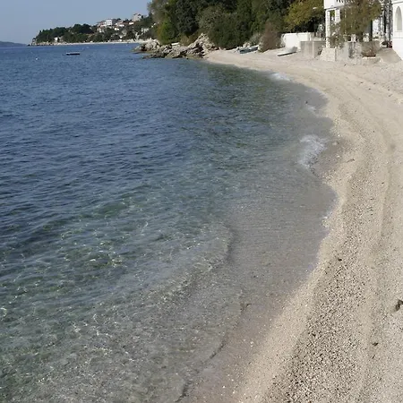 Πανσιόν Lidus